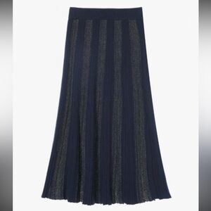 💙 St. John Metallic Knit Pleated Maxi Skirt – Size Small – Navy